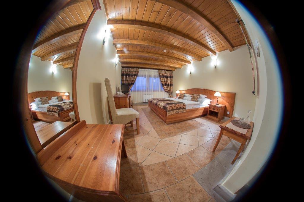 Egri Korona Borhaz Es Wellness Hotel Demjén Kamer foto