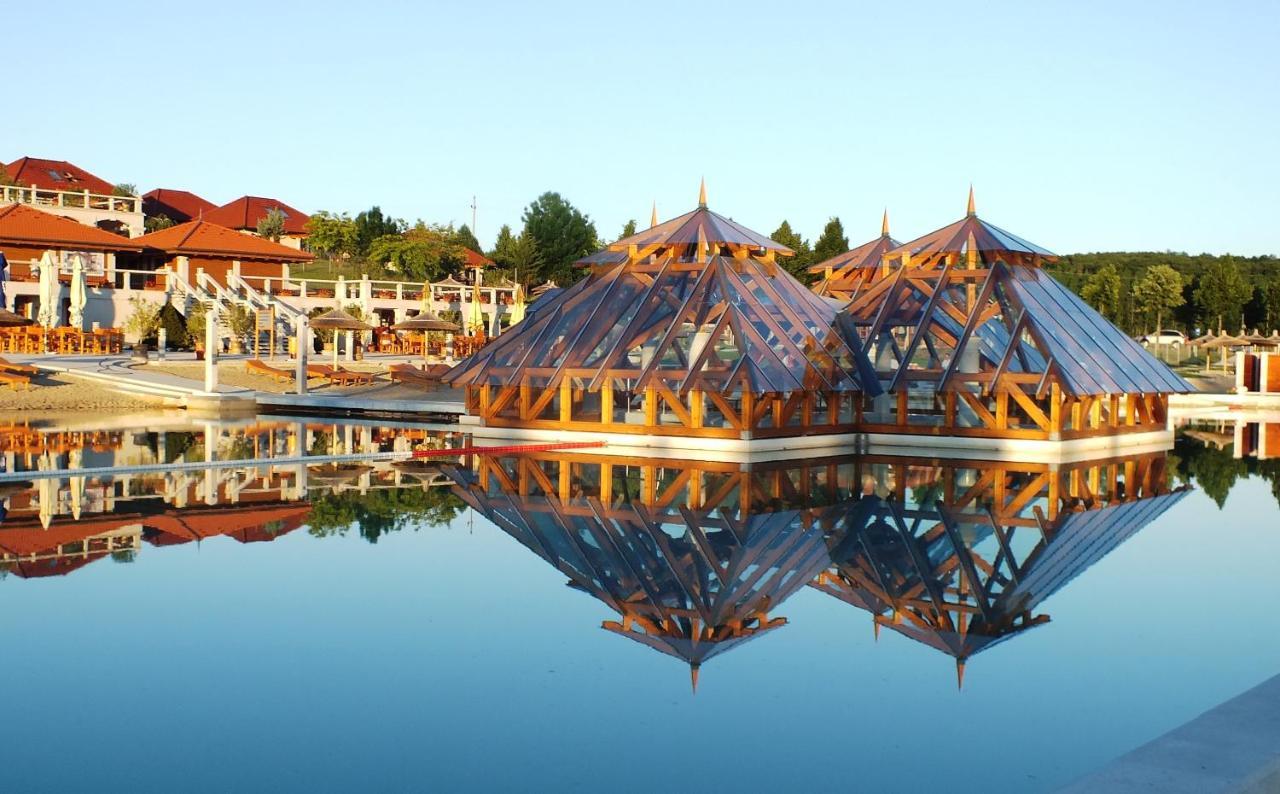 Egri Korona Borhaz Es Wellness Hotel Demjén Buitenkant foto