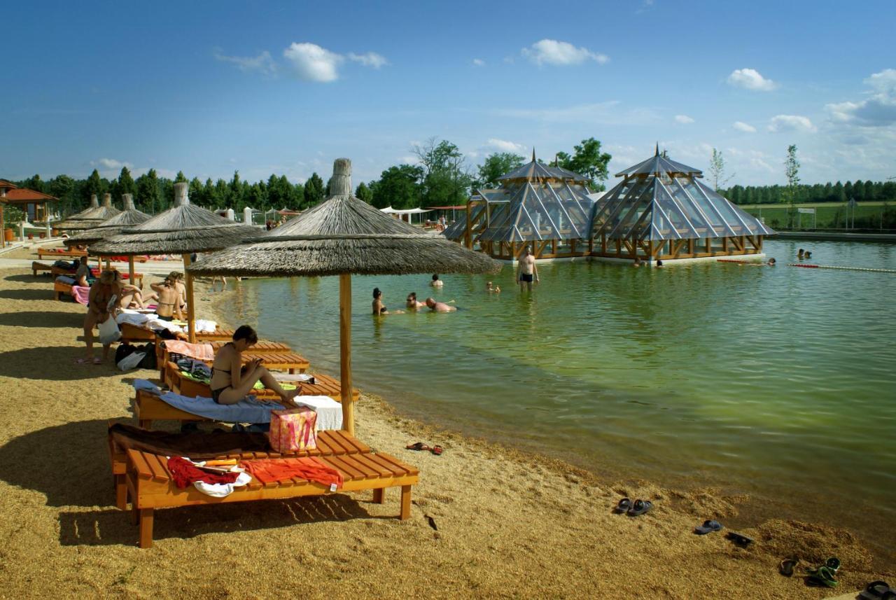 Egri Korona Borhaz Es Wellness Hotel Demjén Buitenkant foto
