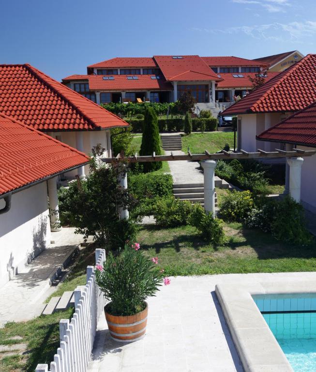 Egri Korona Borhaz Es Wellness Hotel Demjén Buitenkant foto