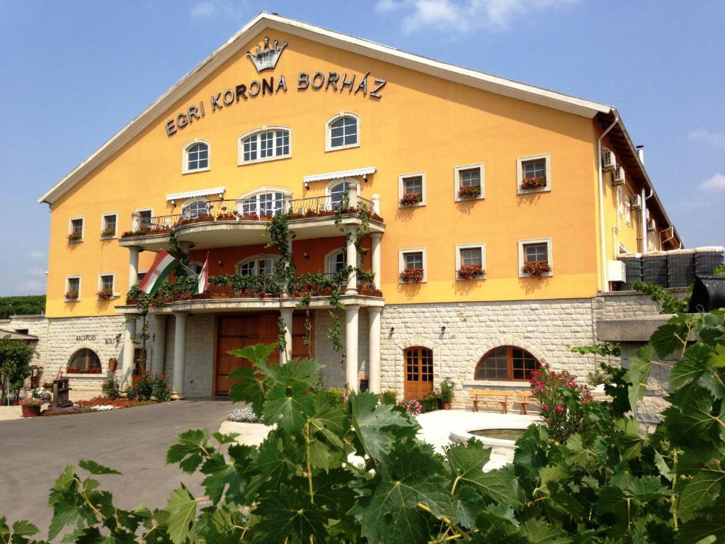 Egri Korona Borhaz Es Wellness Hotel Demjén Buitenkant foto